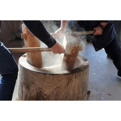 Mochi in December: Japan’s Festive Tradition and a Global Sweet Sensation