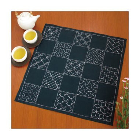 Sashiko – The Timeless Japanese Art of Decorative Stitching Sashiko – The Timeless Japanese Art of Decorative Stitching